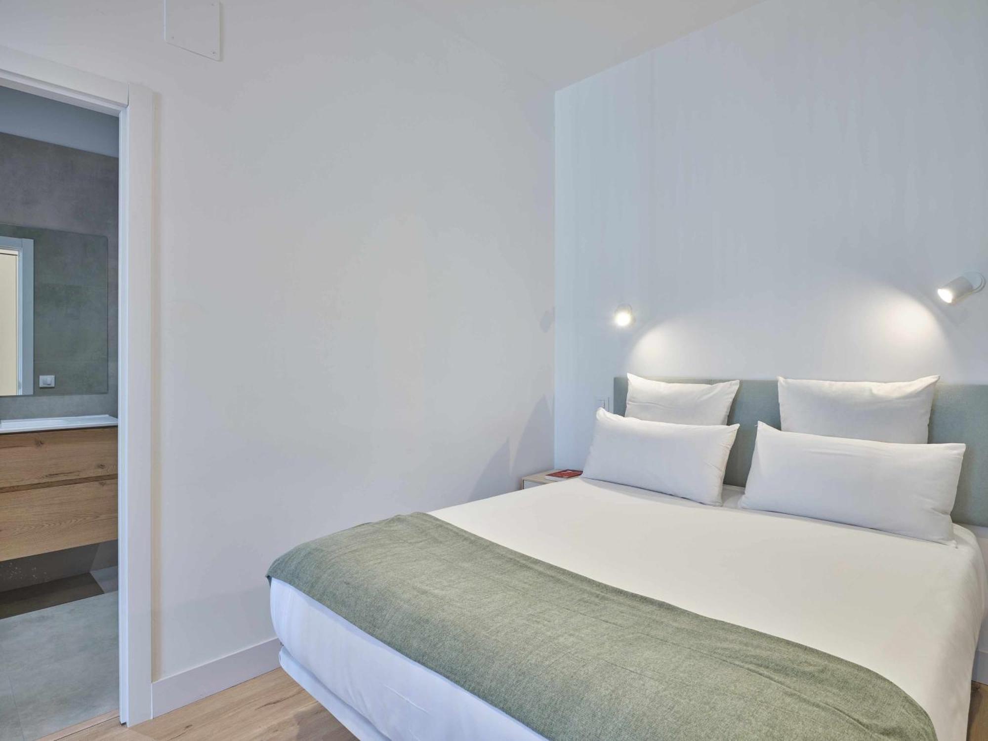 Paseo Suites Hotel Мадрид Номер фото